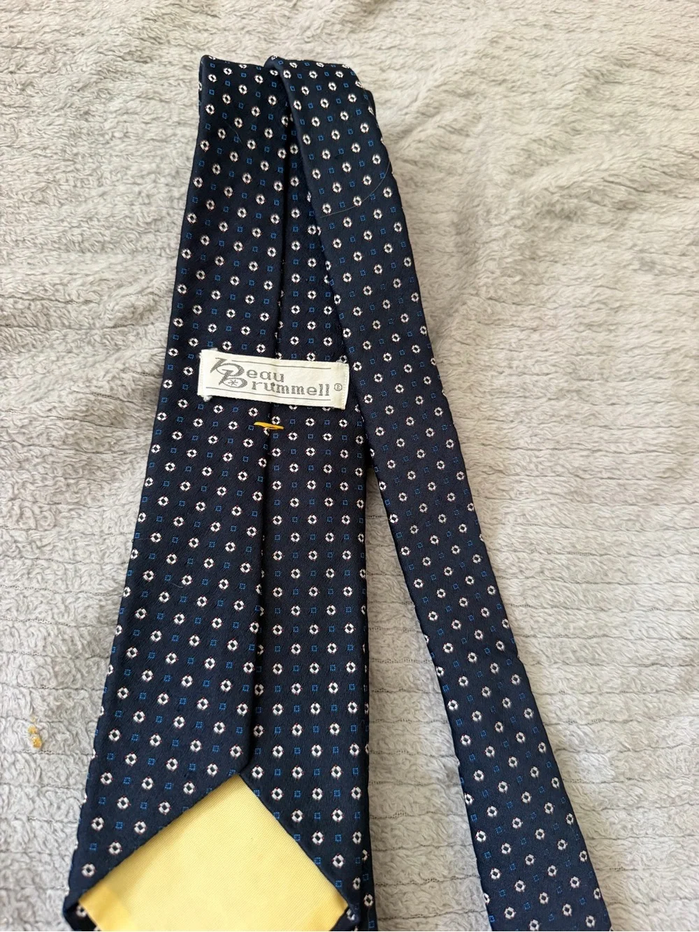 Men's Navy Micro-Pattern Silk Tie